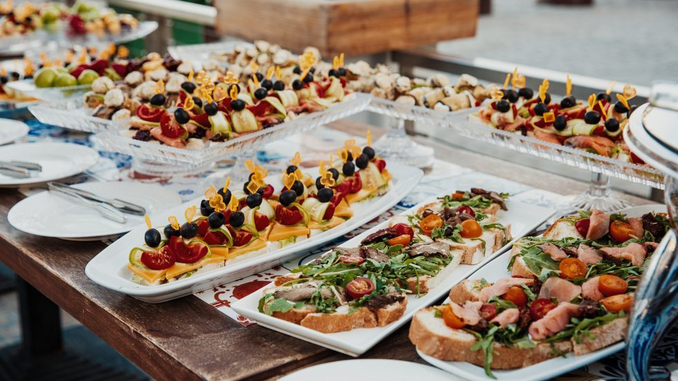 jonnas_market_header_catering